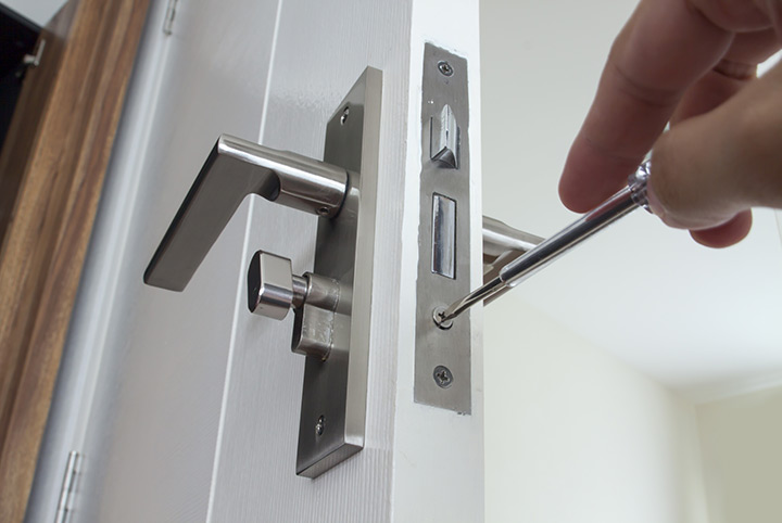 Our local locksmiths are able to repair and install door locks for properties in Camden and the local area.
